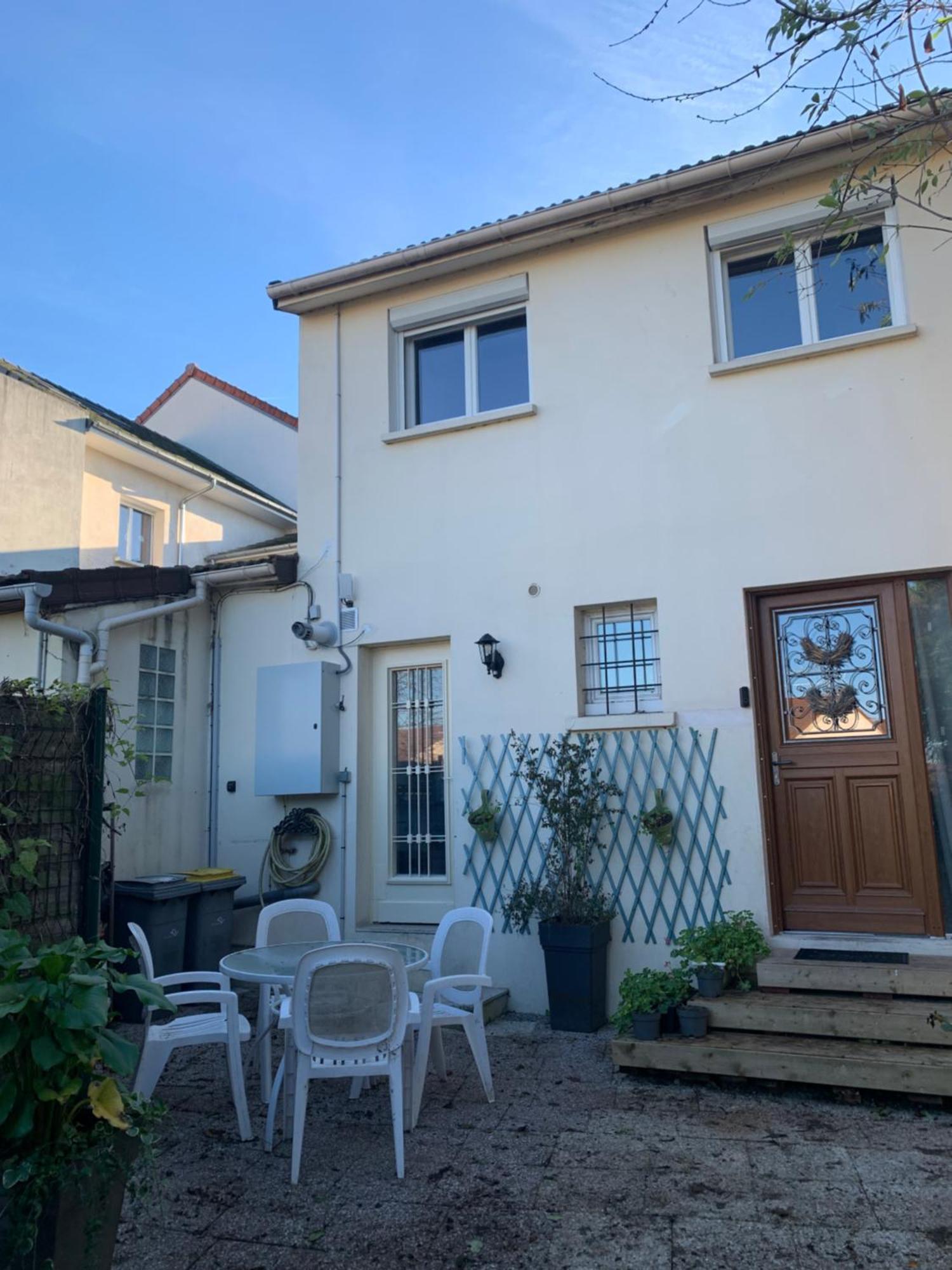 Maison De Charme Avec Jardin A 10Mn De Paris Nanterre Exterior foto